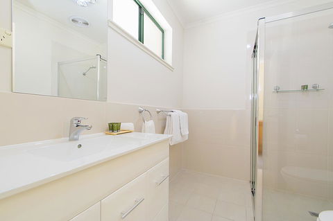 Clare Country Club - Taree Accommodation 9