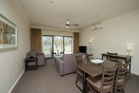 Clare Country Club - Taree Accommodation 14