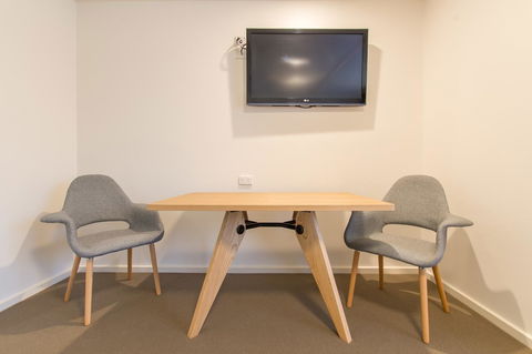 Mick O\'Sheas - Taree Accommodation 8