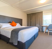 Mick O'Sheas - Taree Accommodation