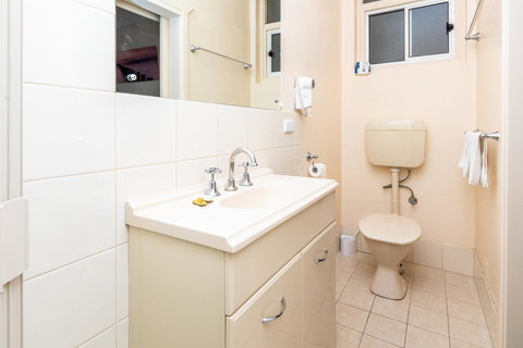 Blue Seas Motel - Taree Accommodation 13