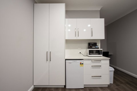 City Centre Motel Hotel - Taree Accommodation 24