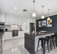 Accommodation on Lansell 2 - Taree Accommodation