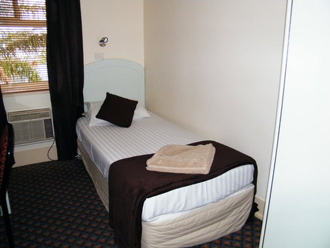 Grand Tasman Hotel - Taree Accommodation 22