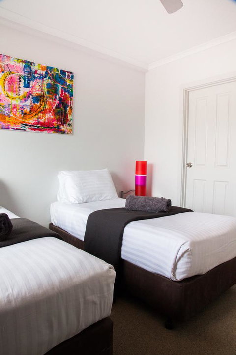 Mariners Cay Apartment - Taree Accommodation 13