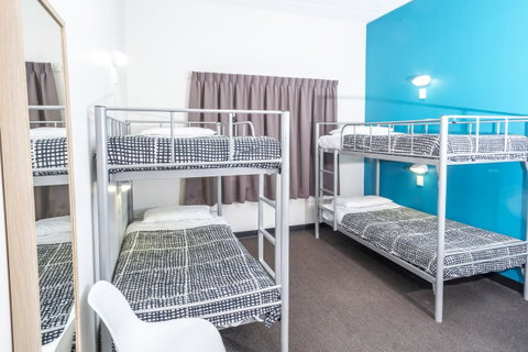 YHA Adelaide Central - Taree Accommodation 34