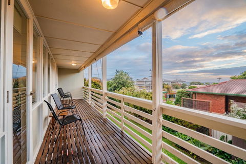 Aldinga Beach Break - C21 SouthCoast Holidays - Taree Accommodation 12