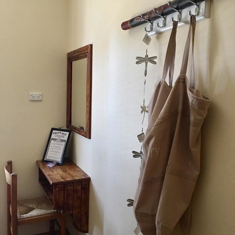 KI Dragonfly Guesthouse - Taree Accommodation 24