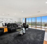 BENGALEE EXECUTIVE TOWNHOUSE- MODERN  STYLISH - Taree Accommodation