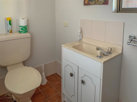 Seacroft - Taree Accommodation 13