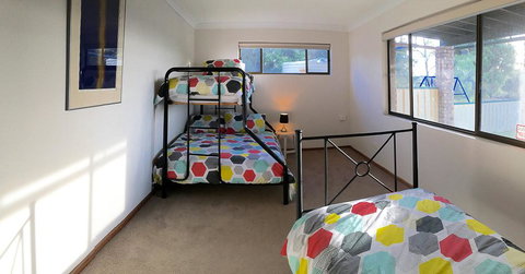 Seacroft - Taree Accommodation 16