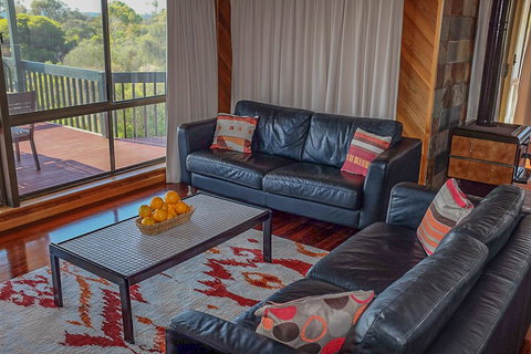 Seacroft - Taree Accommodation 7