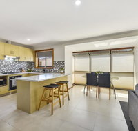 City Four Apartment - Taree Accommodation