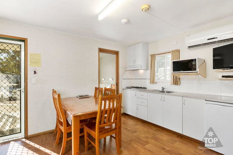 Gawler Caravan Park - Taree Accommodation 11