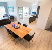 Wellington Lake Retreat - Taree Accommodation