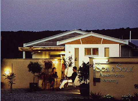 Sea & Soul Beachside Apartments - Taree Accommodation 6