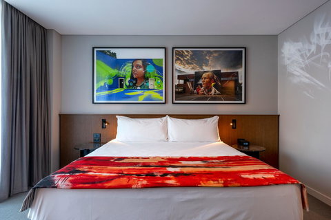 The Adnate Perth - Art Series - Taree Accommodation 16