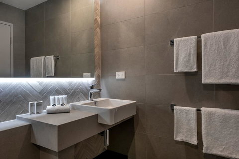 The Adnate Perth - Art Series - Taree Accommodation 21