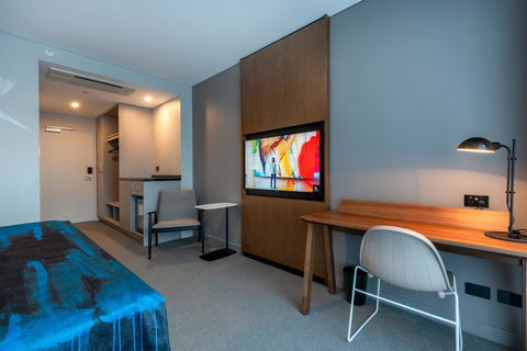 The Adnate Perth - Art Series - Taree Accommodation 12