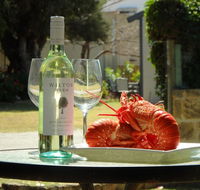 Lazy Lobster Holiday Units  Chalets