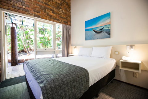 Leisure Inn Hotel Rockingham - Taree Accommodation 1