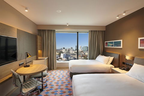 Doubletree By Hilton Perth Northbridge - Taree Accommodation 9