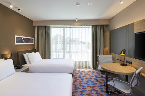 Doubletree By Hilton Perth Northbridge - Taree Accommodation 2