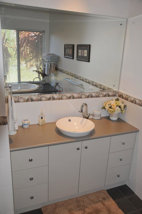 Glenelg On King Bed & Breakfast - Taree Accommodation 25