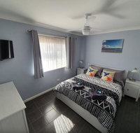 Ocean Beach Chalet 18 - Taree Accommodation