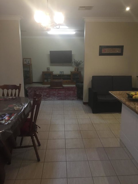 Travellers Rest Motel - Taree Accommodation 8