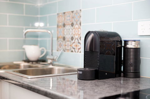 Blue Door Apartments - Taree Accommodation 6