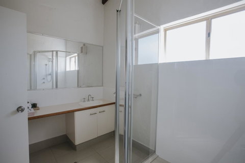 Canal Rocks Beachfront Apartments - Taree Accommodation 13