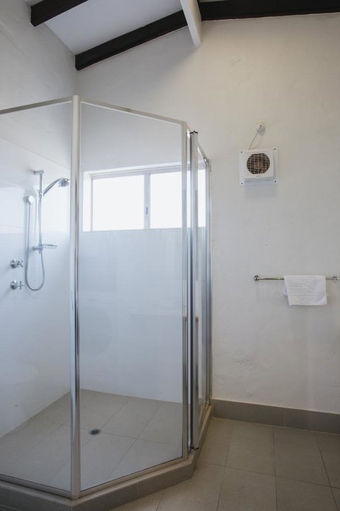 Canal Rocks Beachfront Apartments - Taree Accommodation 30