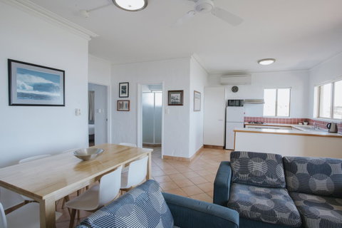Canal Rocks Beachfront Apartments - Taree Accommodation 5