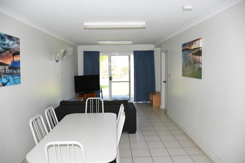 Kalbarri Seafront Villas - Taree Accommodation 3