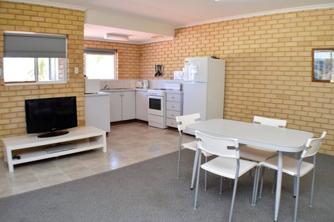 Kalbarri Seafront Villas - Taree Accommodation 37