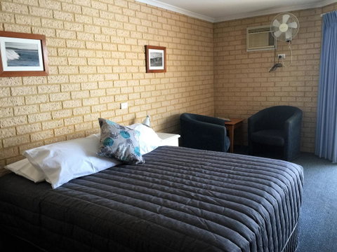 Kalbarri Seafront Villas - Taree Accommodation 28