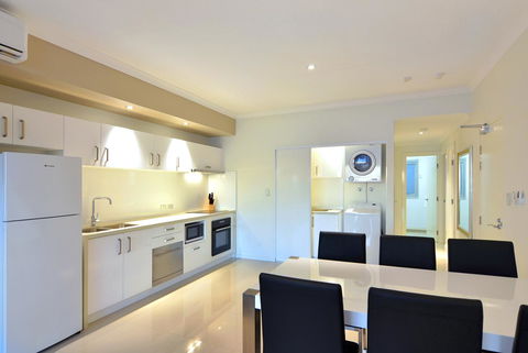 Bunbury Seaview Apartments - Taree Accommodation 11
