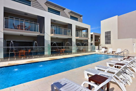 Bunbury Seaview Apartments - Taree Accommodation 21