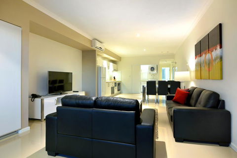Bunbury Seaview Apartments - Taree Accommodation 10