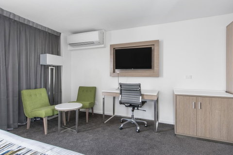 Metro Hotel Perth - Taree Accommodation 21
