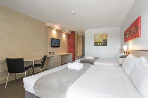 Metro Hotel Perth - Taree Accommodation 24