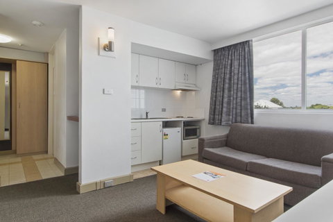 Metro Hotel Perth - Taree Accommodation 26