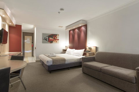 Metro Hotel Perth - Taree Accommodation 23
