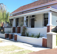 Captain's Heritage Cottage - Taree Accommodation