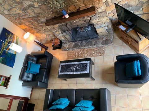 Beachside Prevelly Villas - Taree Accommodation 10