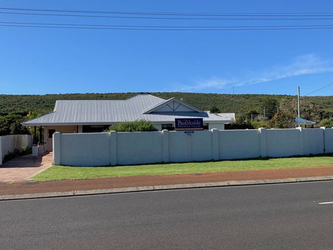 Beachside Prevelly Villas - Taree Accommodation 7