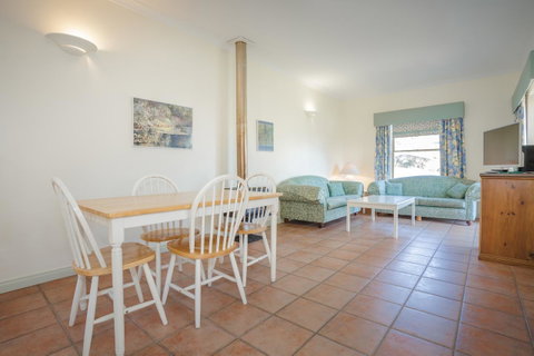 Middleton Beach By The BnB Collection - Taree Accommodation 24