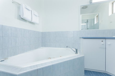 Middleton Beach By The BnB Collection - Taree Accommodation 35