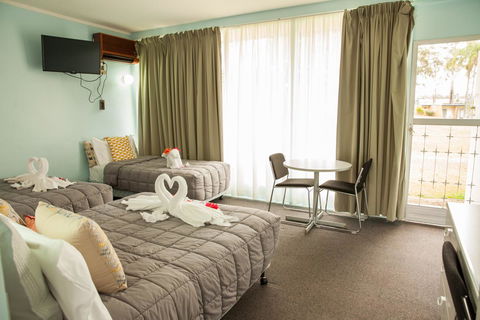 Kempsey Rose Motor Inn - Taree Accommodation 8